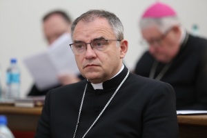 biskup robert chrząszcz